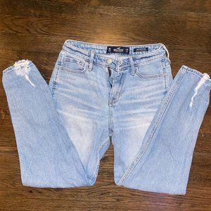 Hollister High-Rise Mom Jean